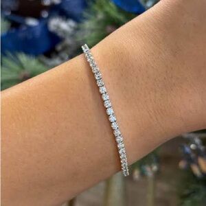 NWOT Silver Tennis Bracelet